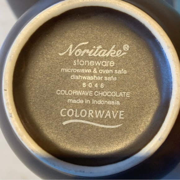 Noritake Colorwave Stoneware 12 oz mugs - set of 4 - Picture 9 of 10